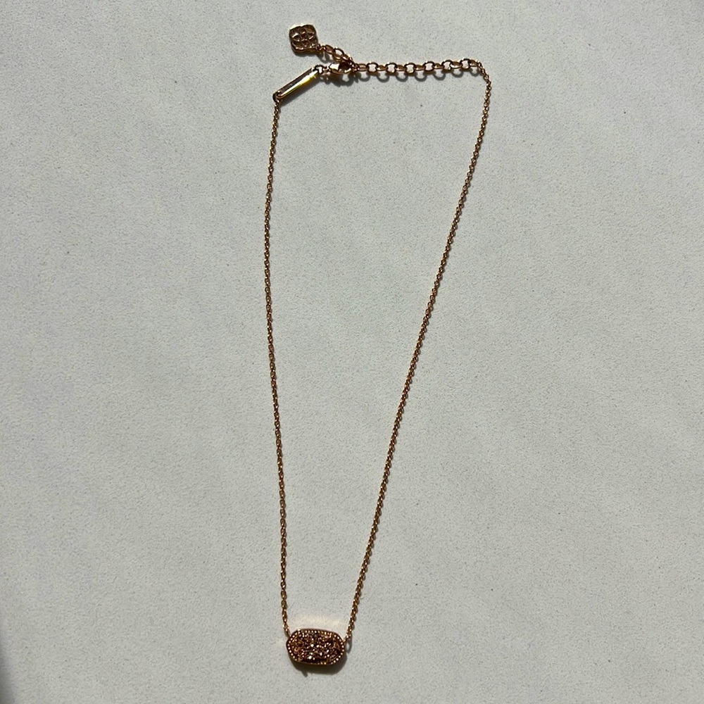 Kendra Scott rose gold pendant necklace